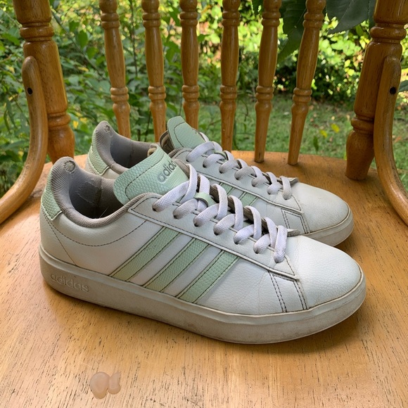 Adidas Grand Court 2.0 Women’s White & Mint - Picture 1 of 4